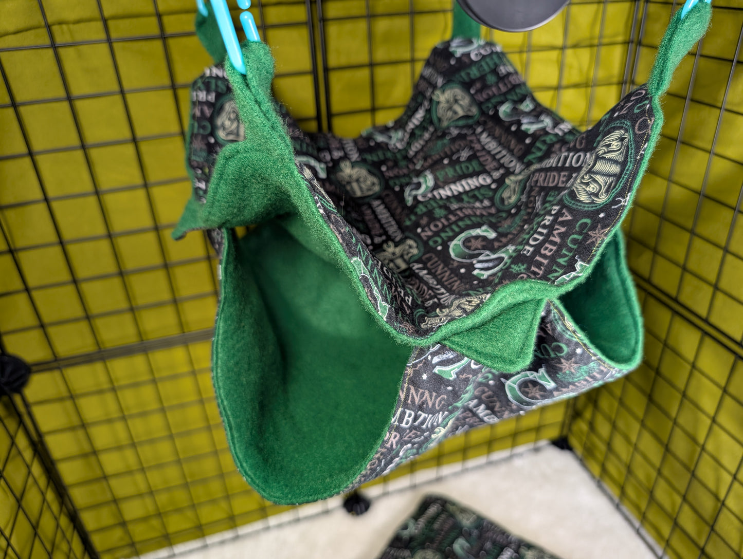 2-Piece Slytherin Cage Set